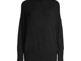 Long-Sleeved Women T-shirt